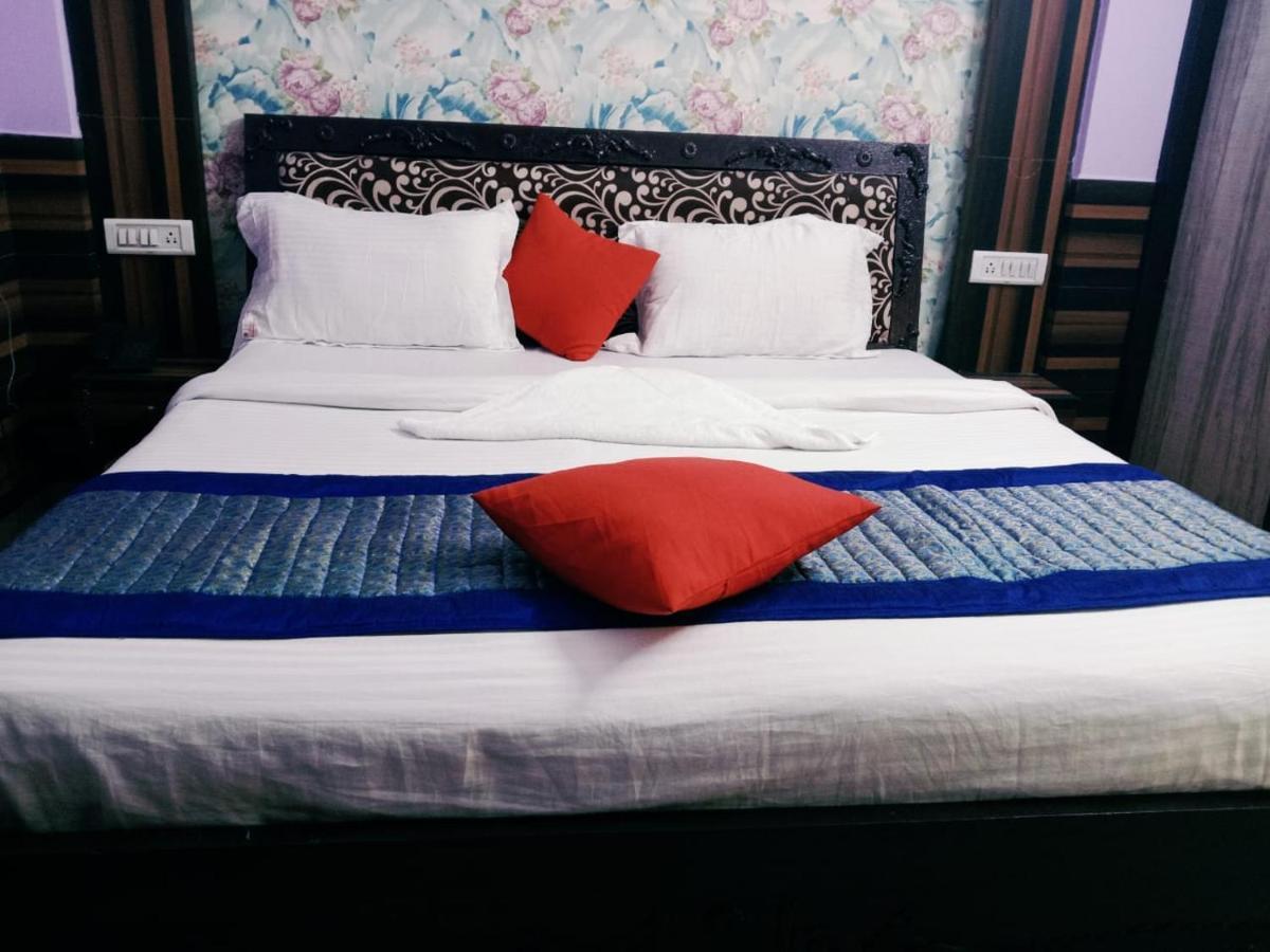 Perfect Palace Hotel New Delhi Ngoại thất bức ảnh